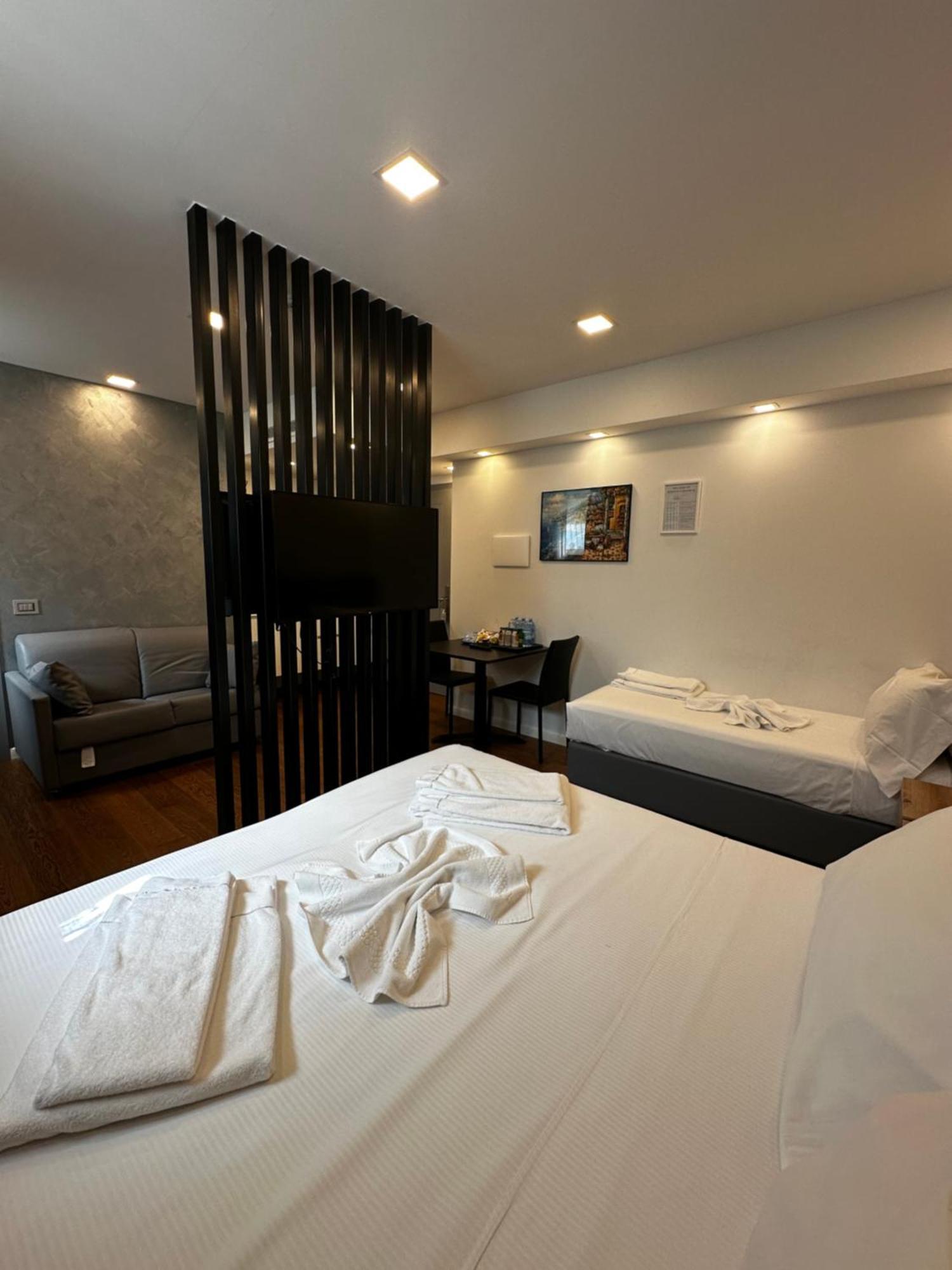Grandi 32 Boutique Residence Сеграте Экстерьер фото