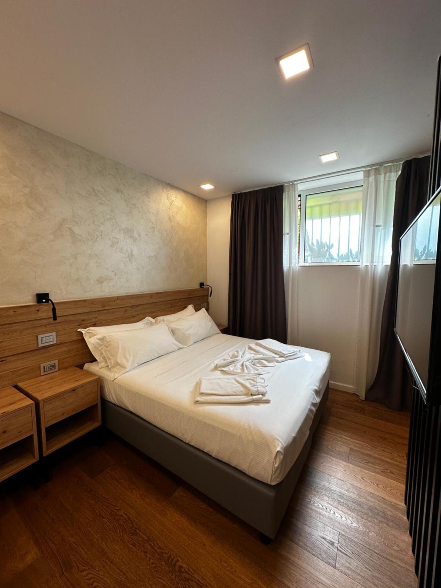 Grandi 32 Boutique Residence Сеграте Экстерьер фото